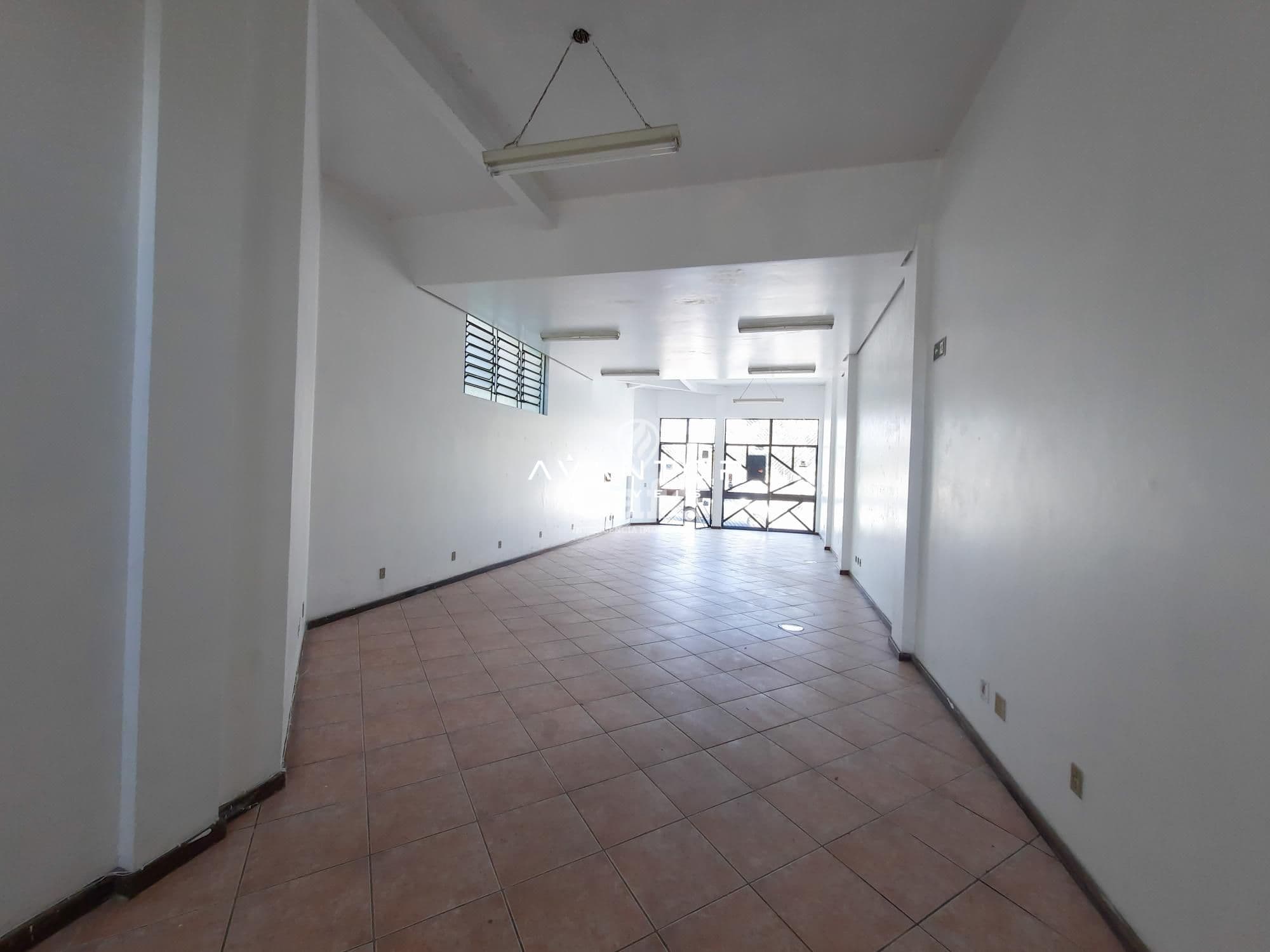 Loja com 1 sala para alugar em Patronato, Santa Maria/RS — foto 3 de 5