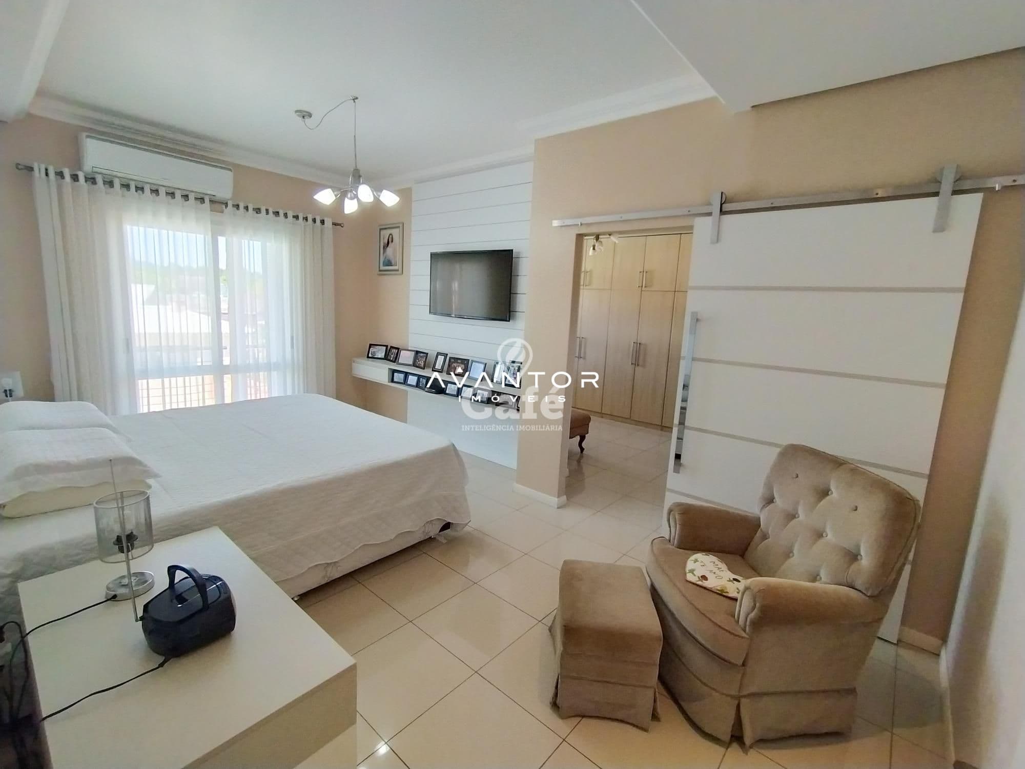 Casa com 5 quartos à venda em São José, Santa Maria/RS — foto 16 de 48