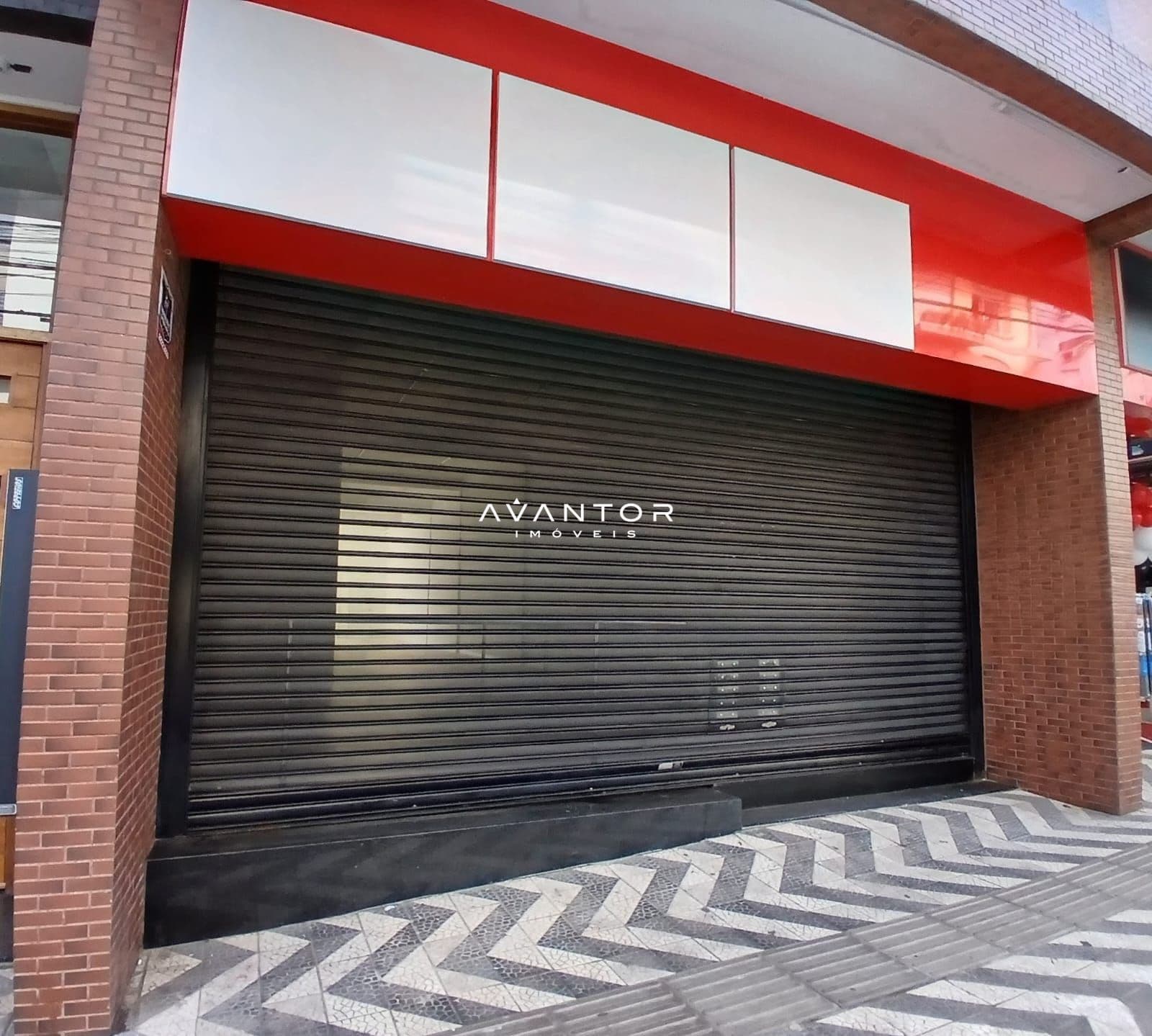 Loja com 3 salas para alugar no Edifício Namastê, em Centro, Santa Maria/RS