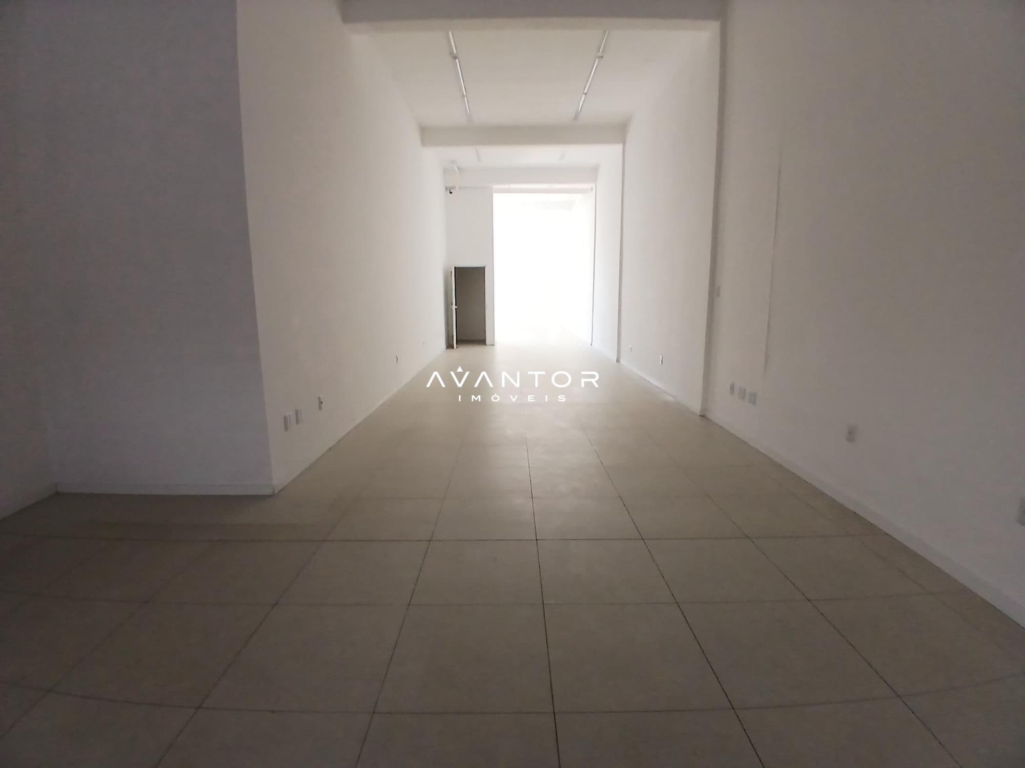 Loja com 3 salas para alugar no Edifício Namastê, em Centro, Santa Maria/RS — foto 4 de 25