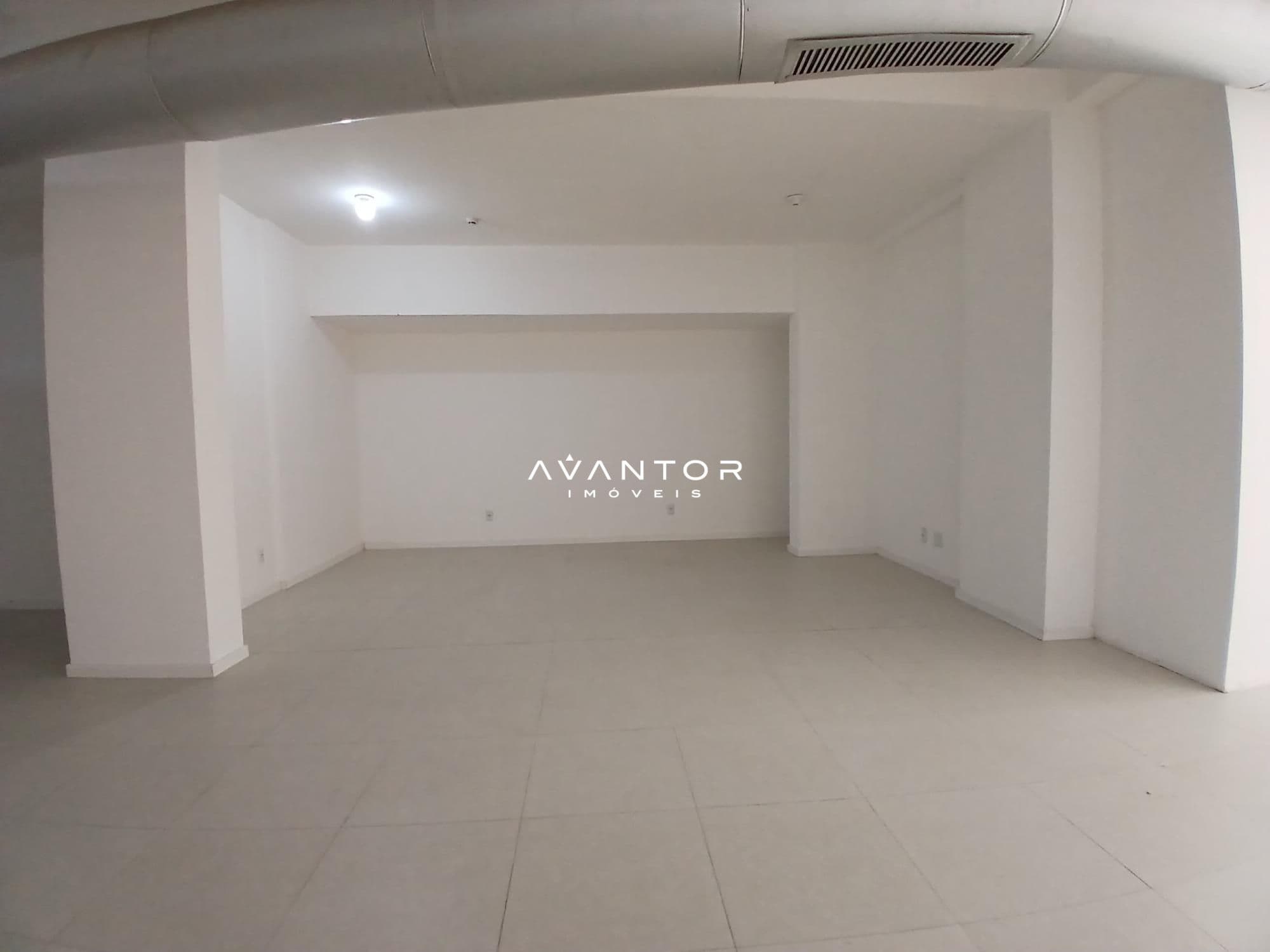 Loja com 3 salas para alugar no Edifício Namastê, em Centro, Santa Maria/RS — foto 16 de 25