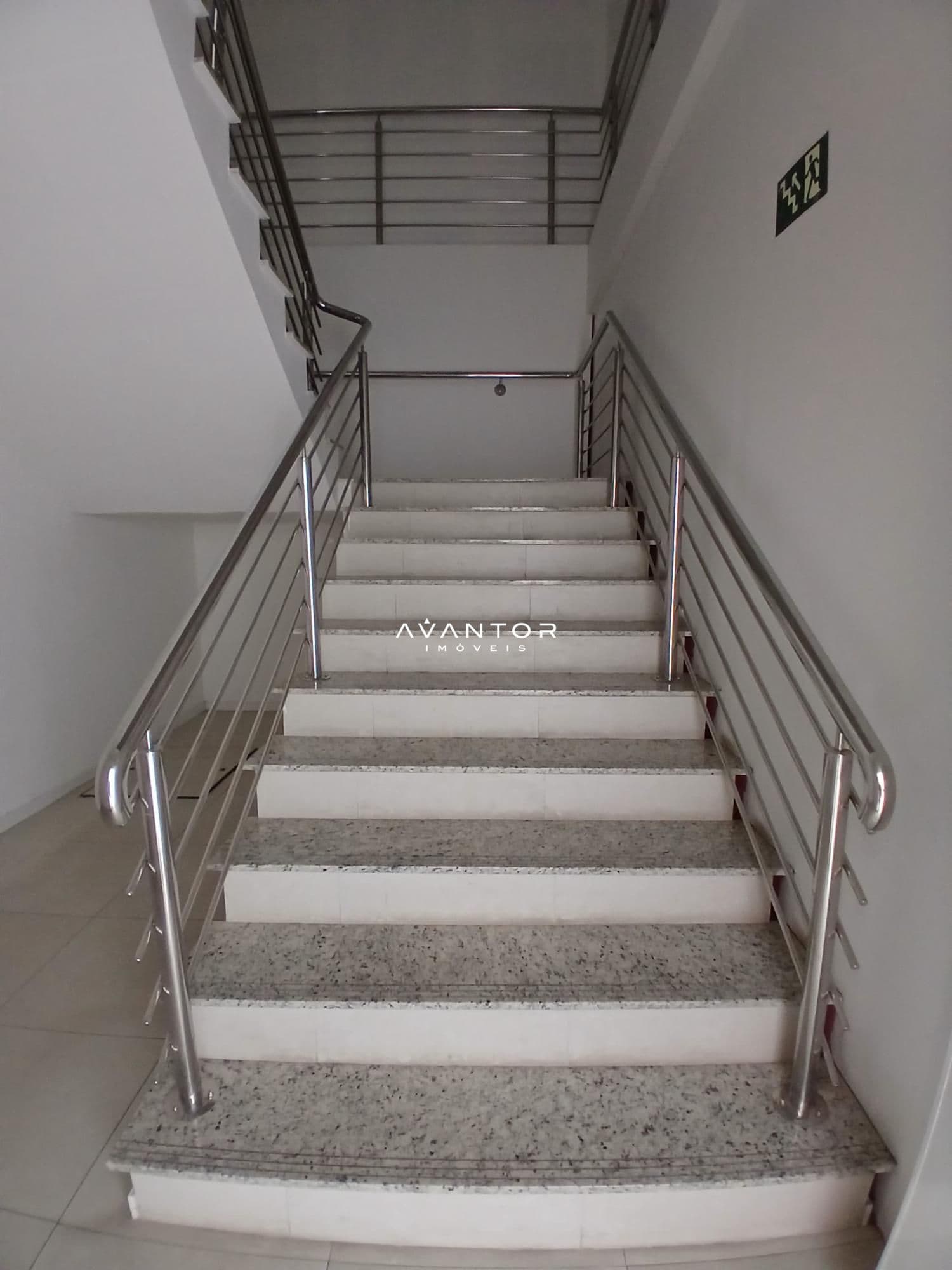 Loja com 3 salas para alugar no Edifício Namastê, em Centro, Santa Maria/RS — foto 25 de 25