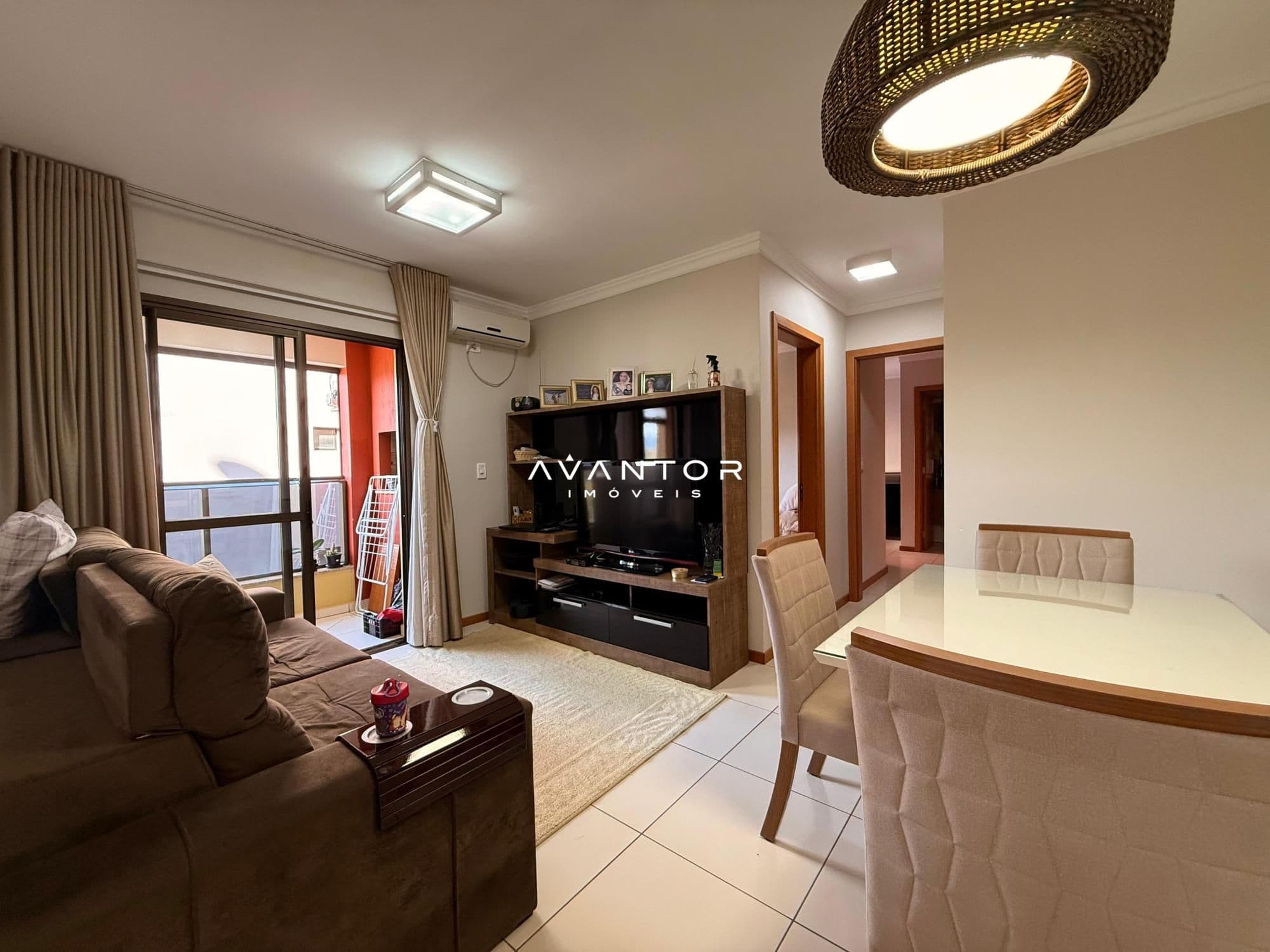 Apartamento com 2 quartos à venda no Edifício Porto, em Nossa Senhora Medianeira, Santa Maria/RS — foto 2 de 15