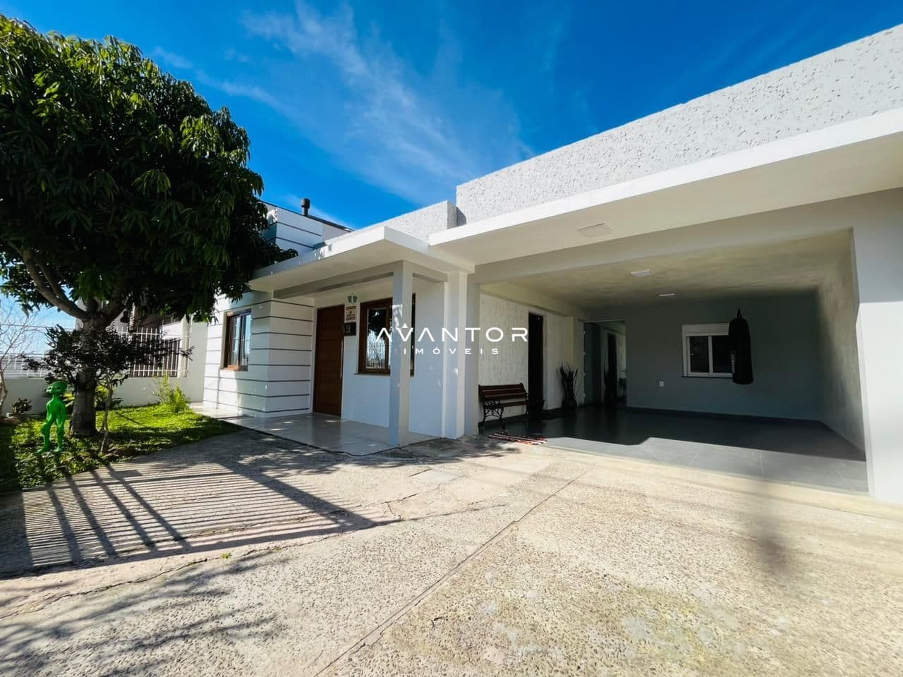 Casa com 3 quartos à venda em Camobi, Santa Maria/RS — foto 2 de 25