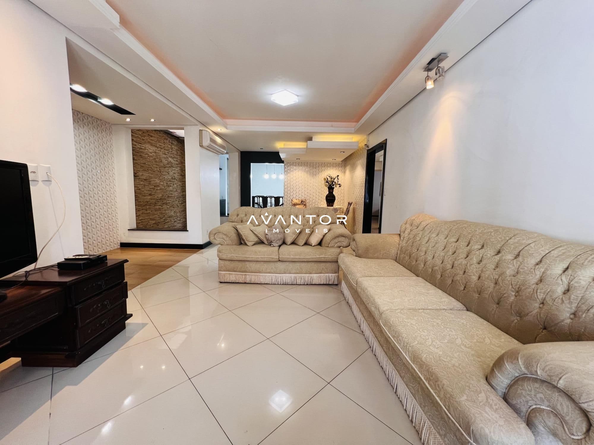 Casa com 4 quartos à venda em Nossa Senhora do Rosário, Santa Maria/RS — foto 4 de 57