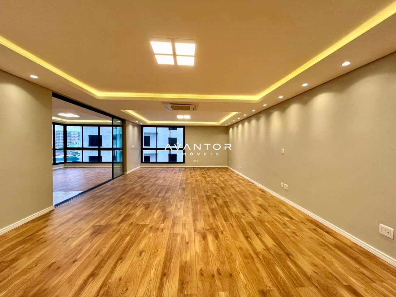 Apartamento com 3 quartos à venda no Residencial Córdoba Palace, em Nossa Senhora Medianeira, Santa Maria/RS — foto 2 de 16