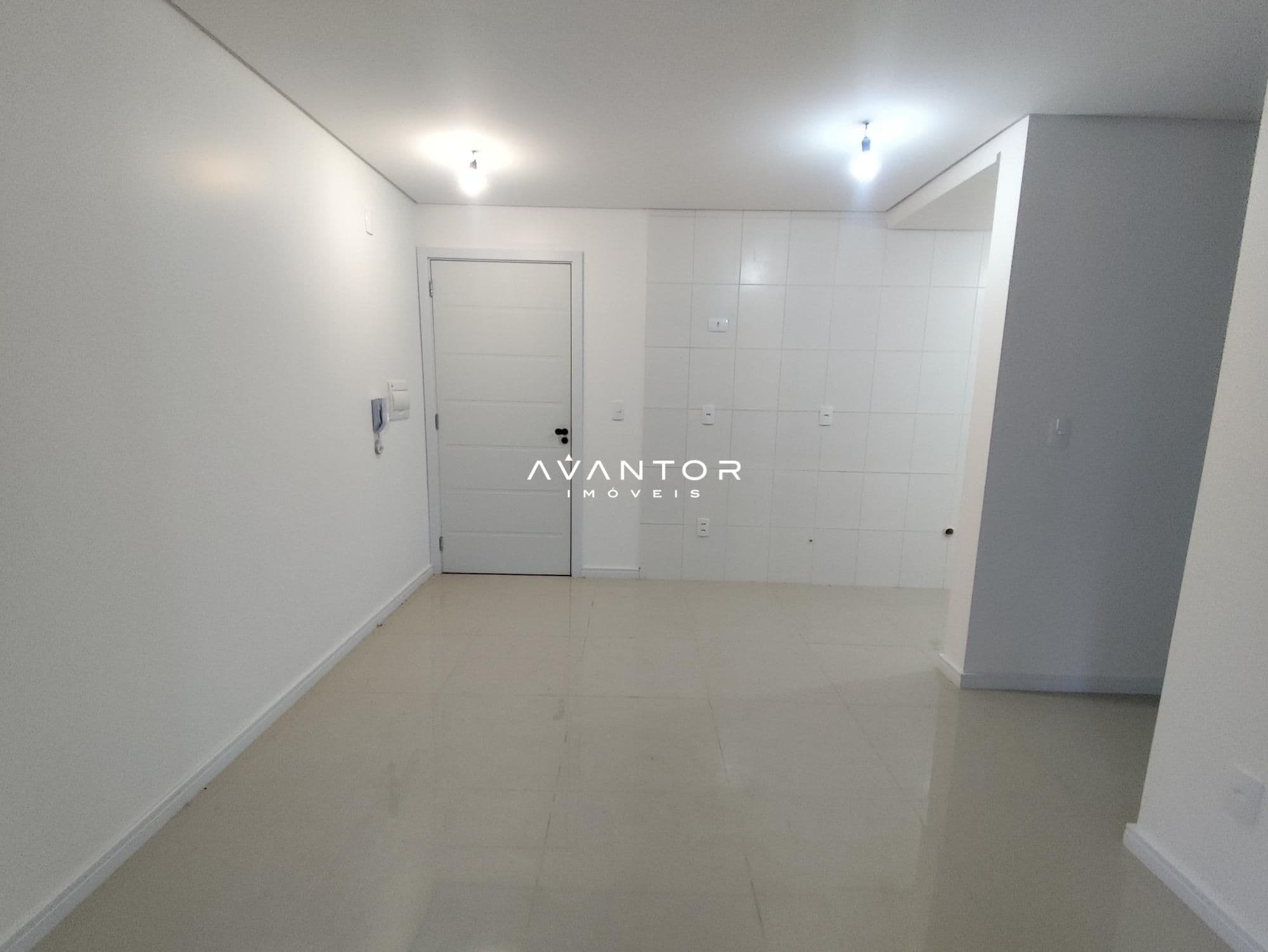 Apartamento com 2 quartos à venda no Edifício Távira, em Uglione, Santa Maria/RS — foto 3 de 11