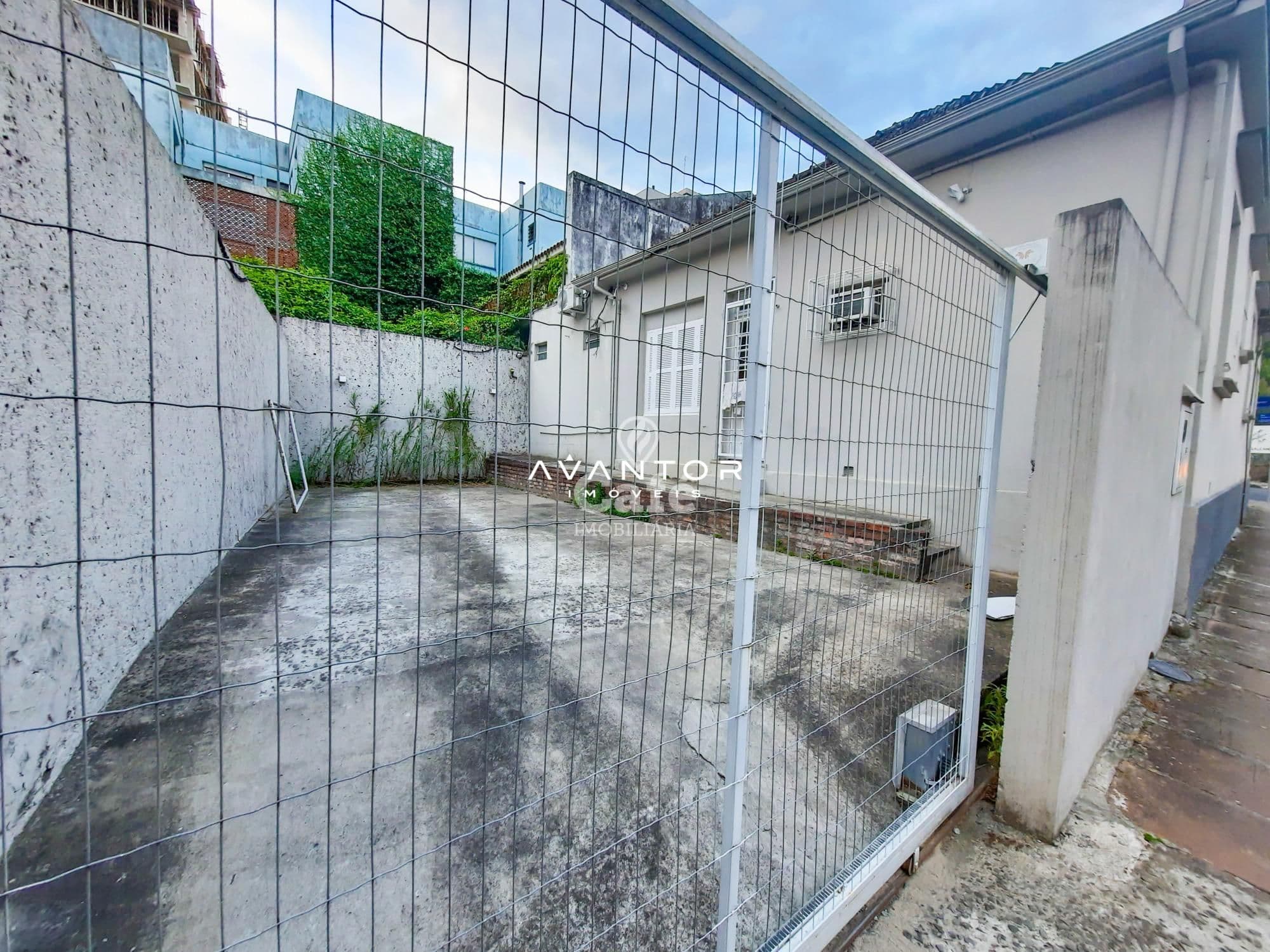 Casa Comercial com 5 salas à venda em Centro, Santa Maria/RS — foto 2 de 2