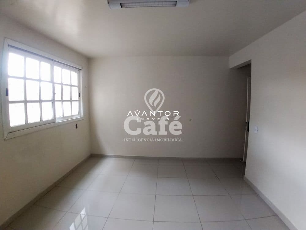 Casa Comercial com 4 salas à venda em Nossa Senhora Medianeira, Santa Maria/RS — foto 12 de 29