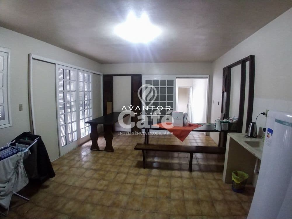 Casa Comercial com 4 salas à venda em Nossa Senhora Medianeira, Santa Maria/RS — foto 13 de 29