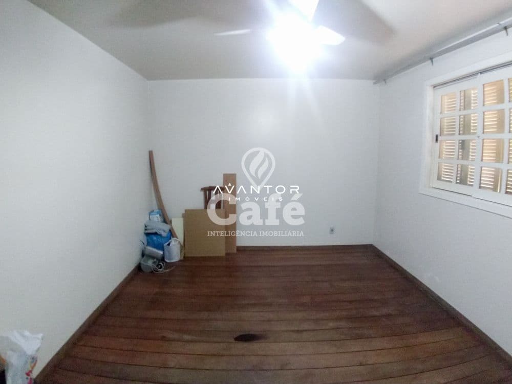 Casa Comercial com 4 salas à venda em Nossa Senhora Medianeira, Santa Maria/RS — foto 17 de 29