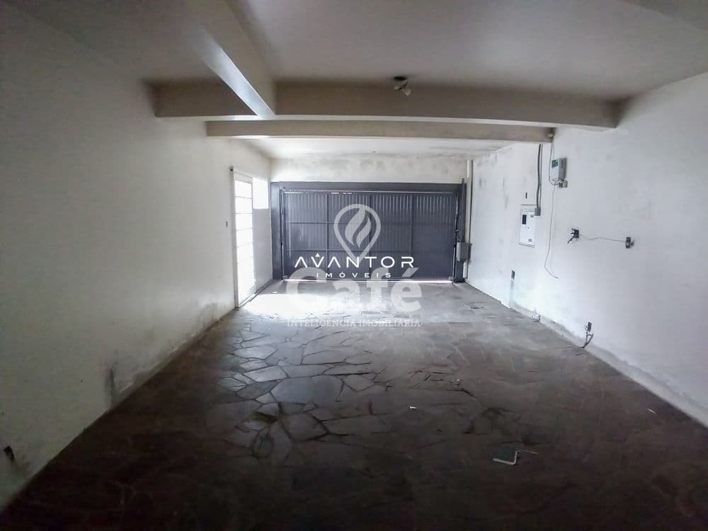 Casa Comercial com 4 salas à venda em Nossa Senhora Medianeira, Santa Maria/RS — foto 28 de 29