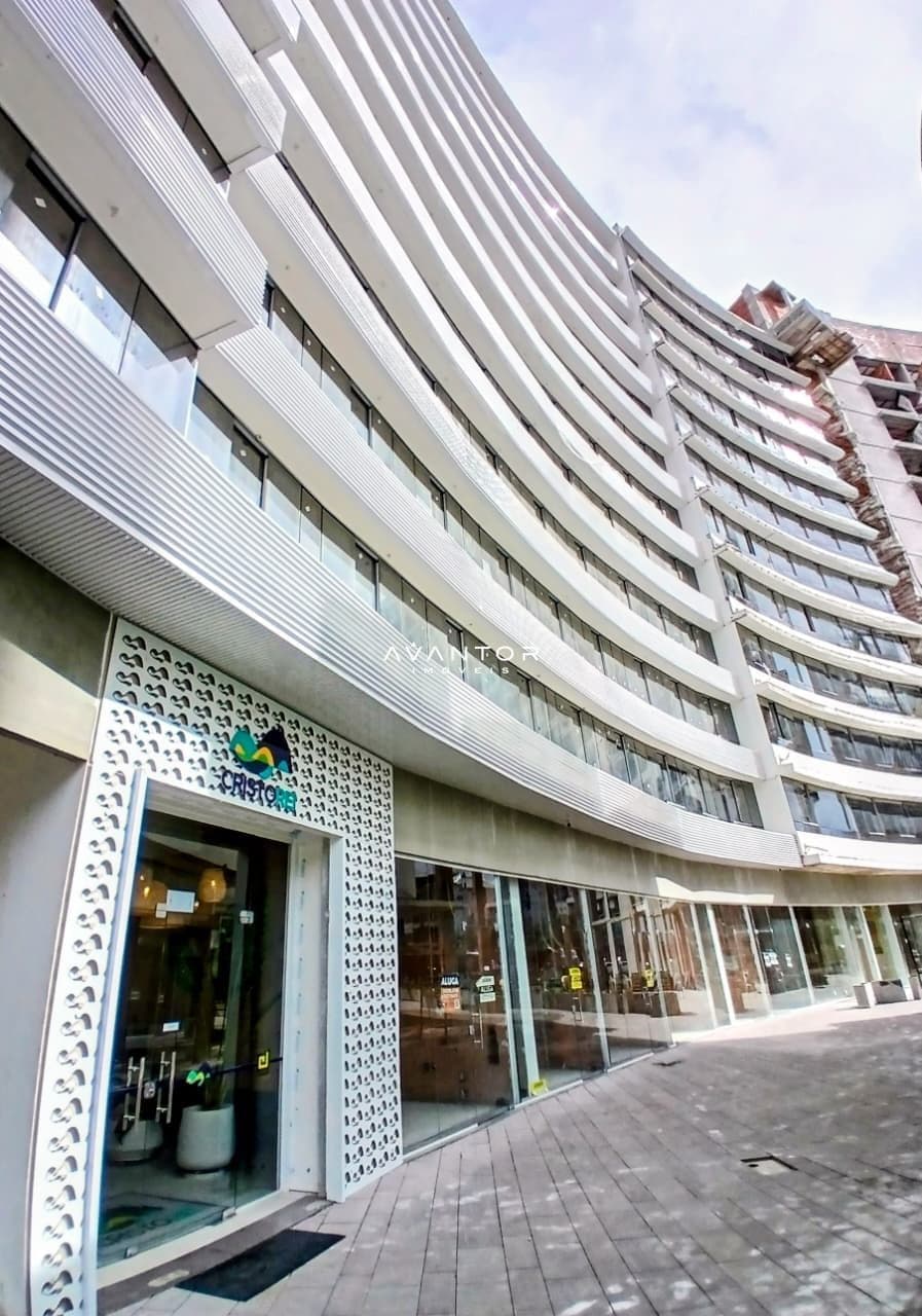 Fachada do prédio com sacadas — Apartamento com 2 quartos à venda no Residencial Cristo Rei, em Centro, Santa Maria/RS