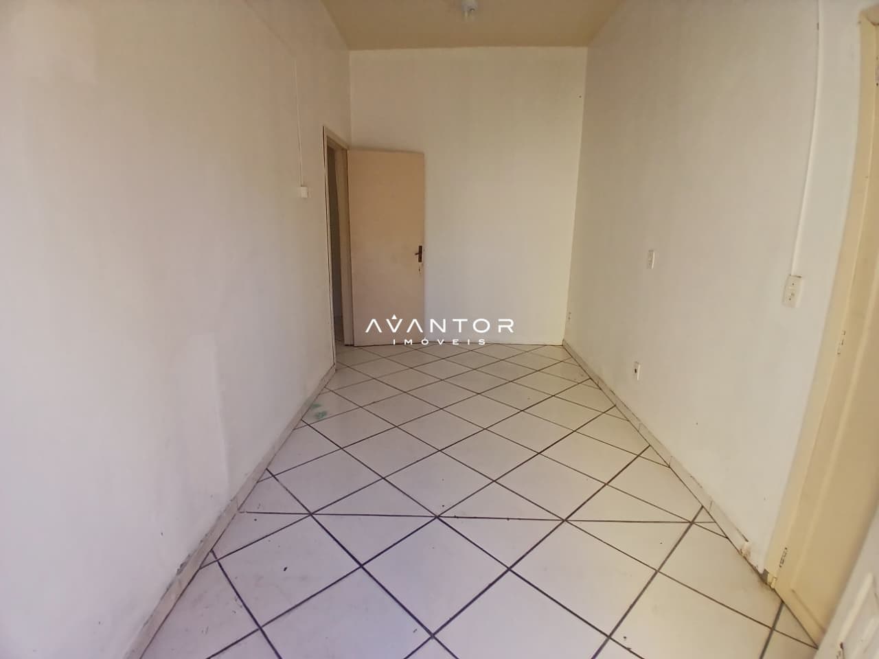 Sala Comercial com 3 salas para alugar em Nossa Senhora do Rosário, Santa Maria/RS — foto 3 de 12