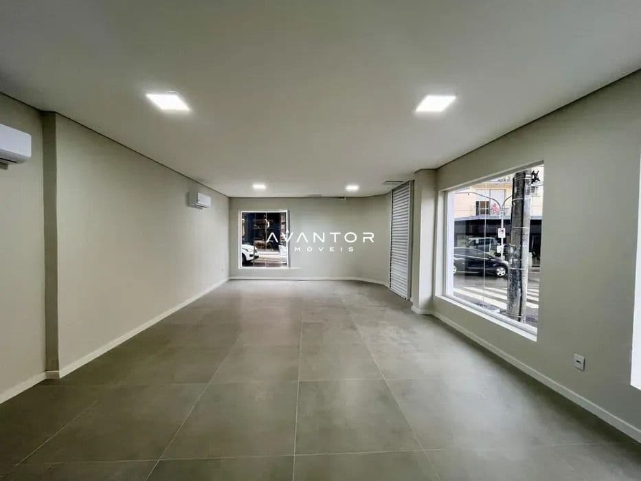 Prédio Comercial com 4 salas à venda em Centro, Santa Maria/RS — foto 2 de 8