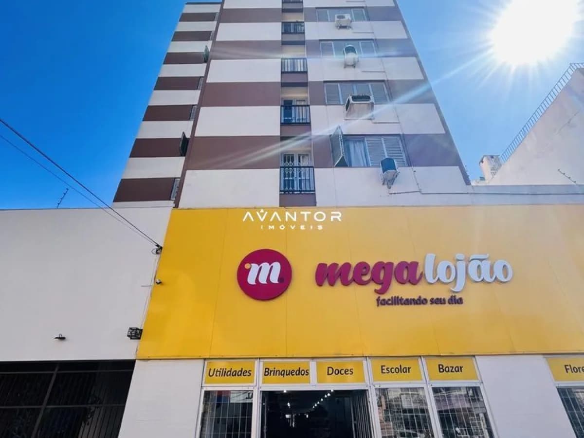 Fachada do prédio com comércio — Edifício Monte Líbano, Centro, Santa Maria/RS