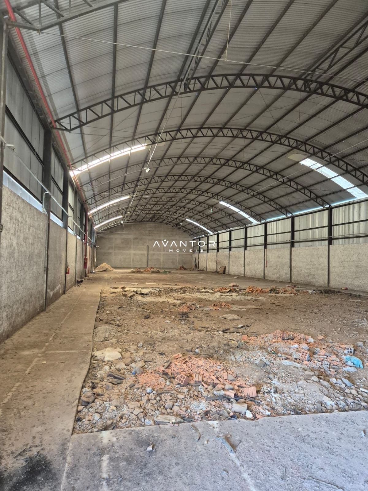 Pavilhão com 1 sala para alugar em Centro, Faxinal do Soturno/RS — foto 2 de 6