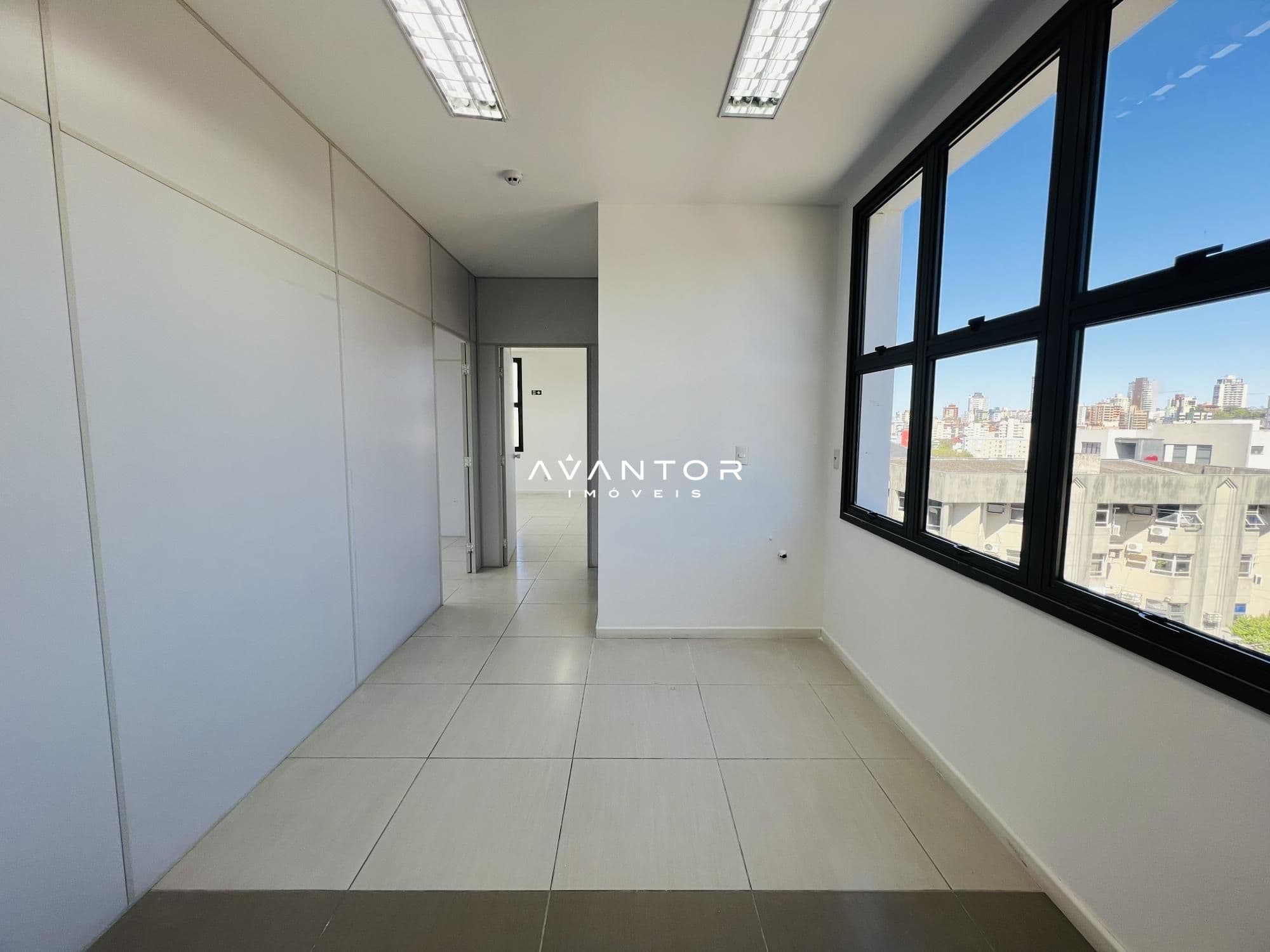 Sala Comercial com 1 sala à venda em Nossa Senhora das Dores, Santa Maria/RS — foto 3 de 18