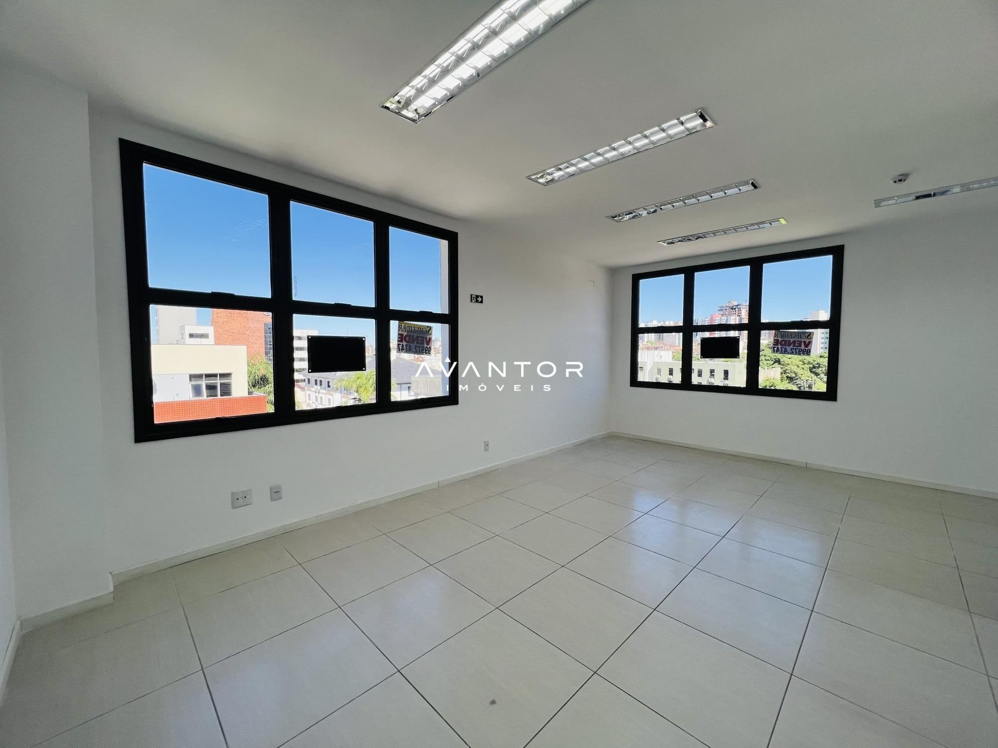 Sala Comercial com 1 sala à venda em Nossa Senhora das Dores, Santa Maria/RS — foto 14 de 18