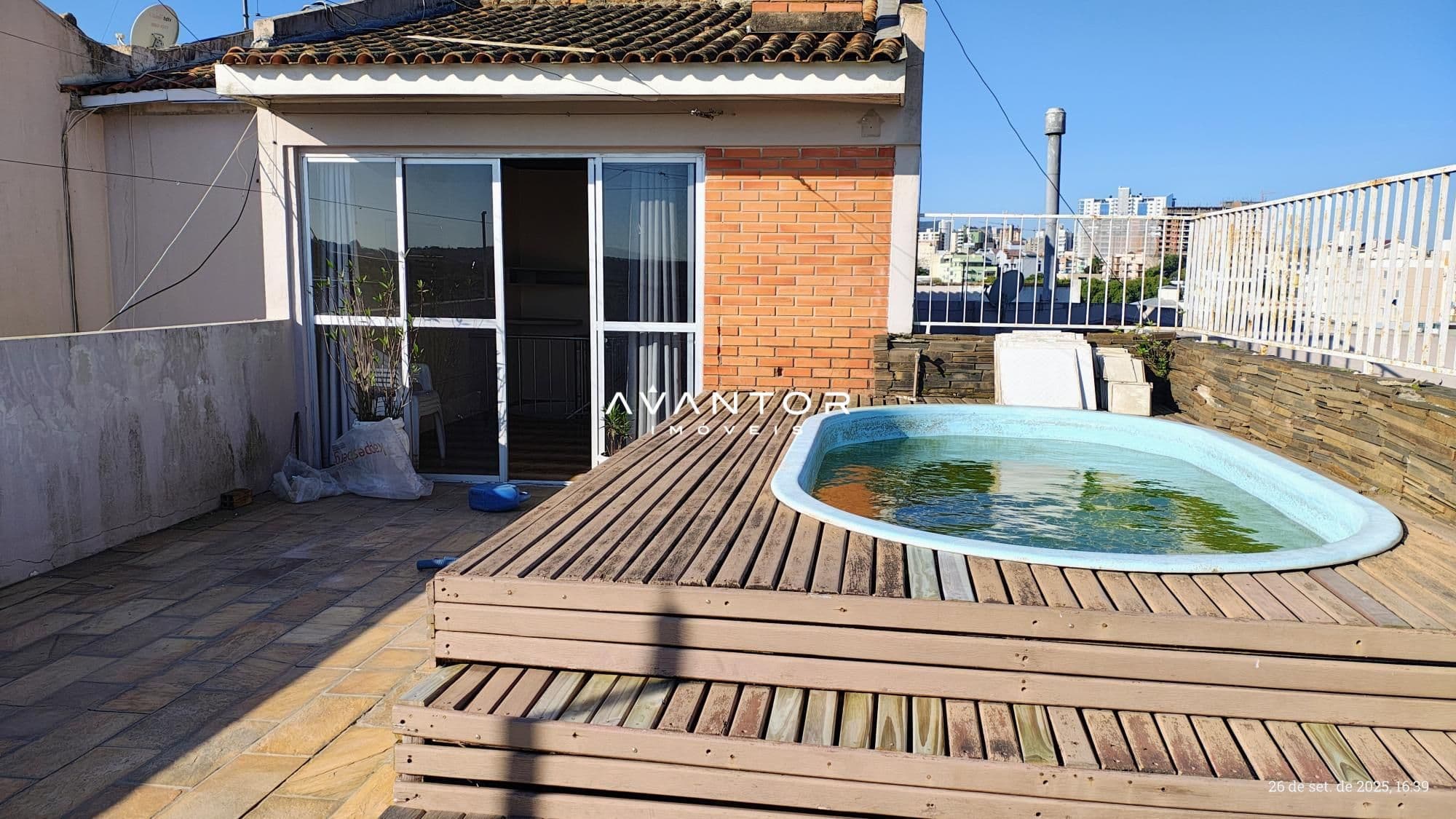Apartamento com 2 quartos à venda em Duque de Caxias, Santa Maria/RS — foto 2 de 18