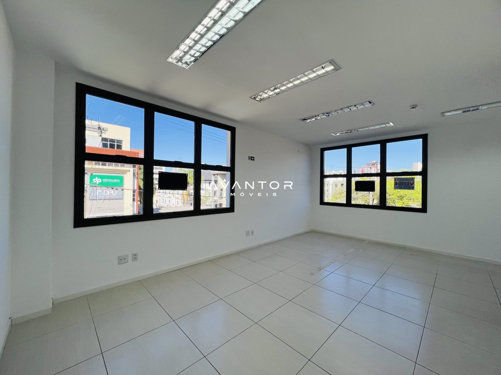Sala Comercial com 1 sala à venda em Nossa Senhora das Dores, Santa Maria/RS — foto 14 de 17