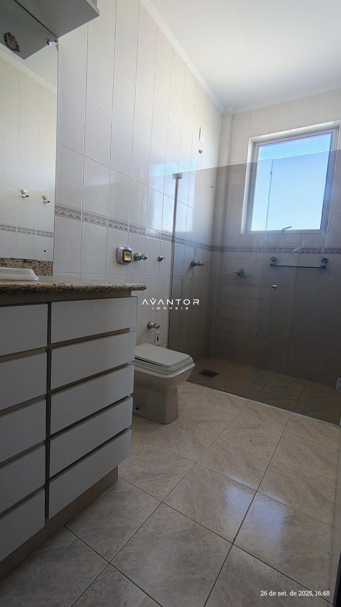 Banheiro da suíte — Apartamento com 3 quartos à venda em Duque de Caxias, Santa Maria/RS