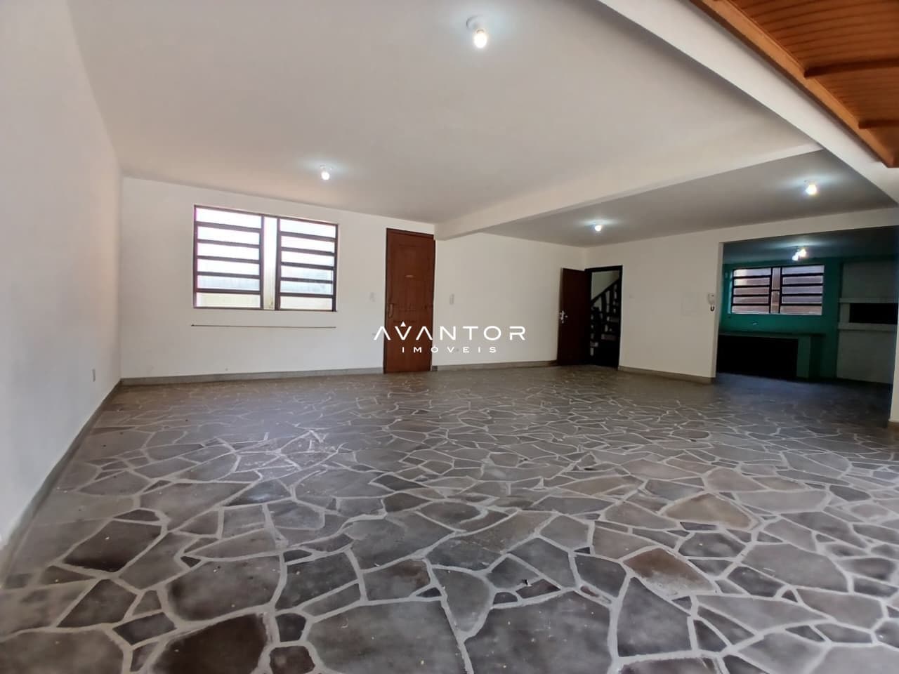 Casa com 7 quartos para alugar em Nossa Senhora das Dores, Santa Maria/RS — foto 5 de 39