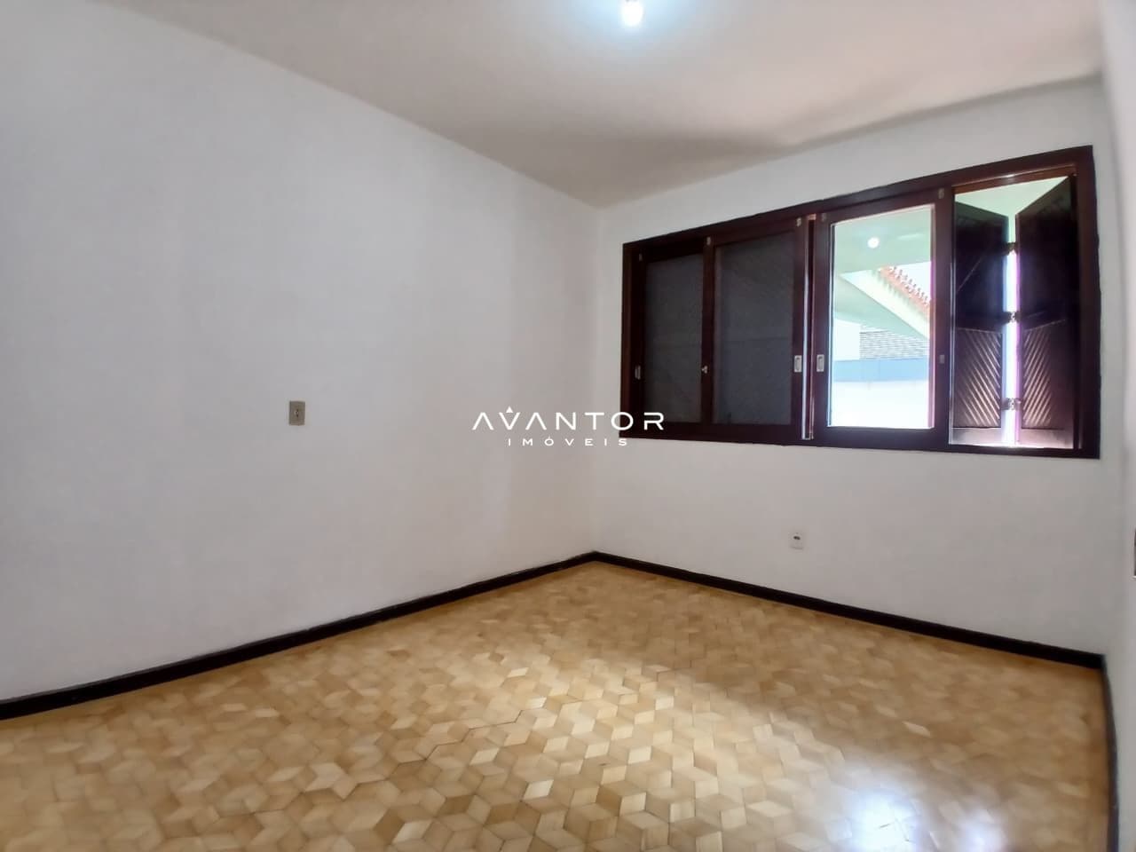 Casa com 7 quartos para alugar em Nossa Senhora das Dores, Santa Maria/RS — foto 21 de 39
