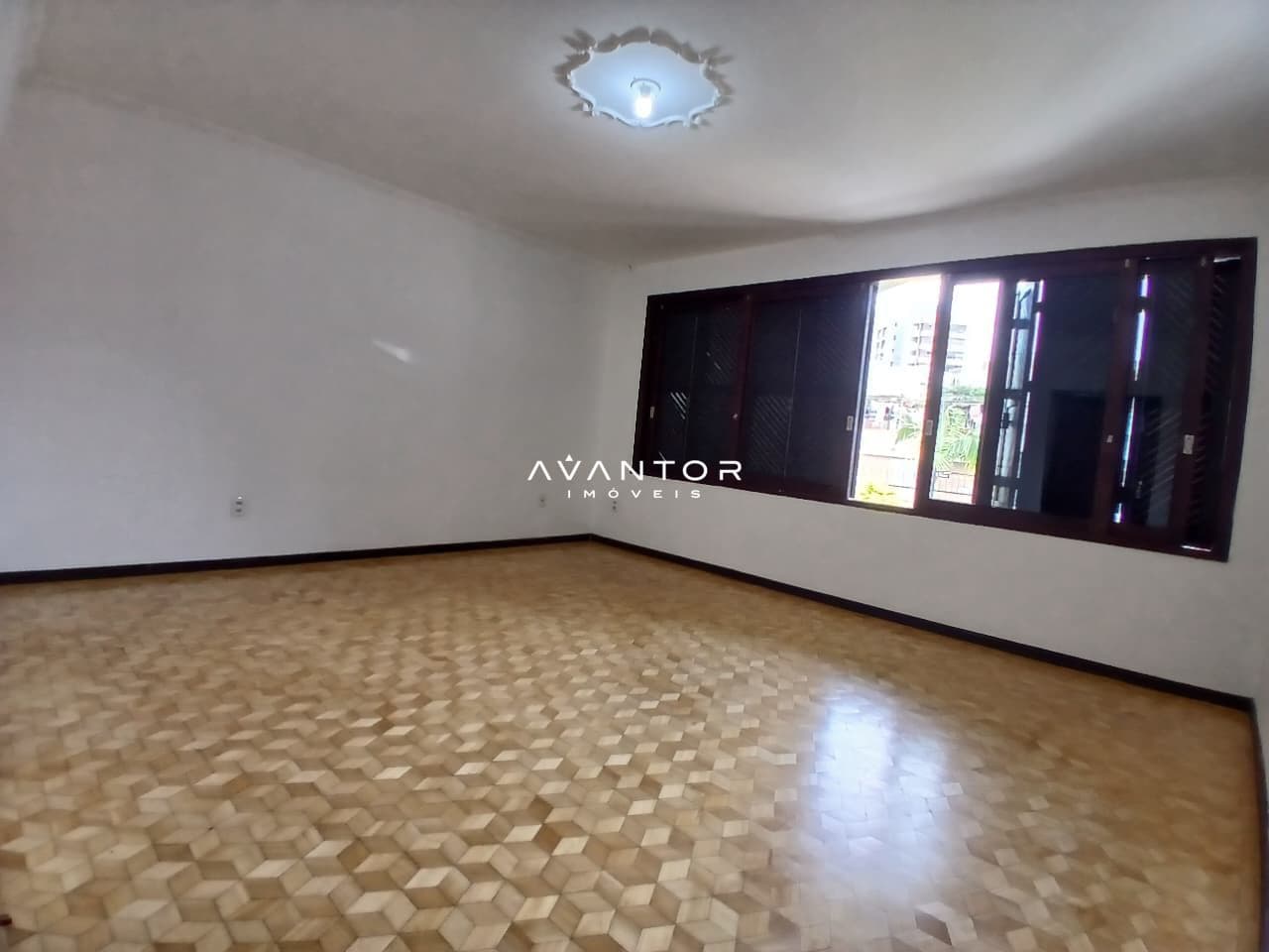 Casa com 7 quartos para alugar em Nossa Senhora das Dores, Santa Maria/RS — foto 31 de 39