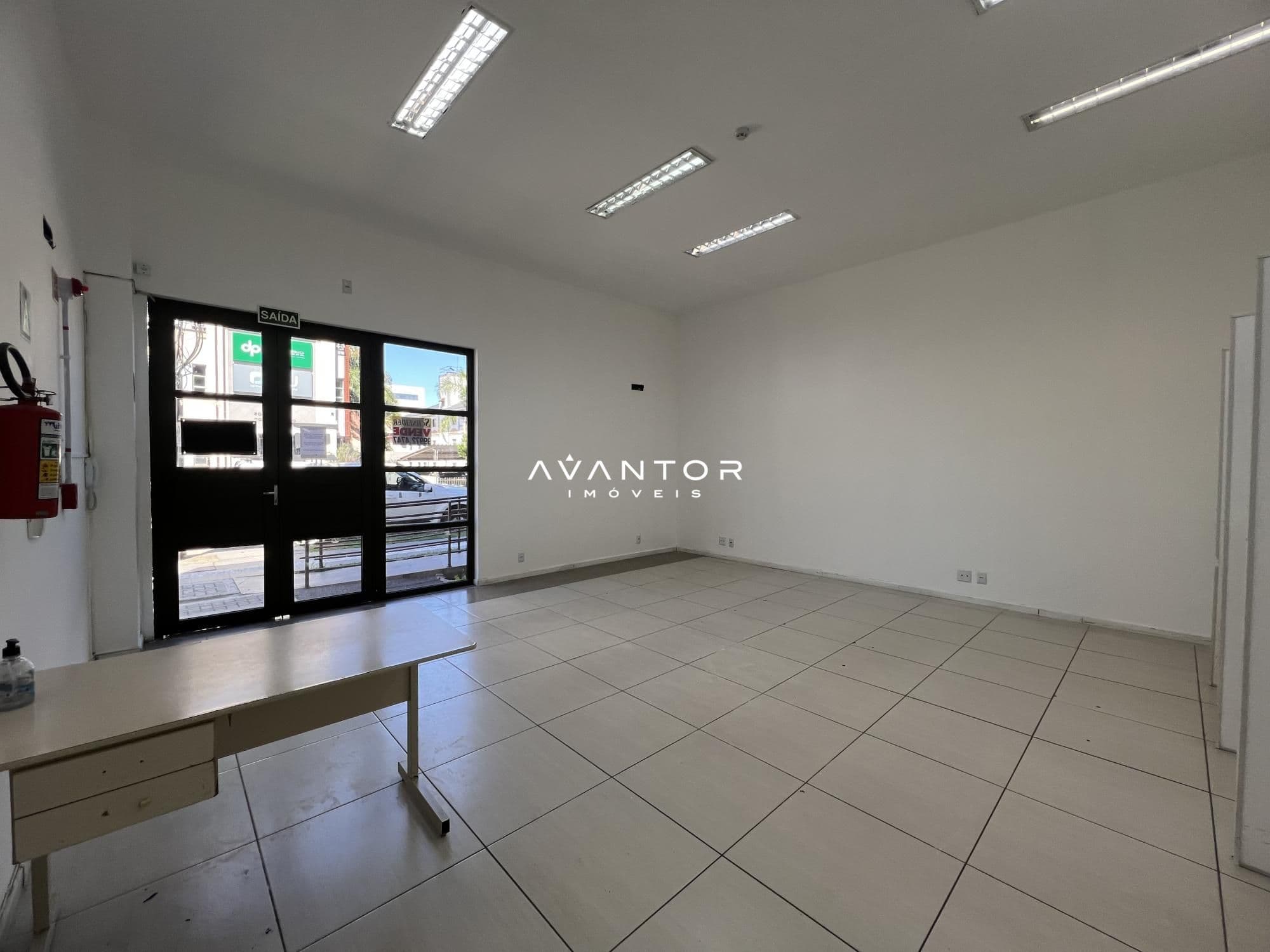 Loja com 1 sala à venda no Centro Profissional Montevidéo, em Nossa Senhora das Dores, Santa Maria/RS — foto 4 de 7