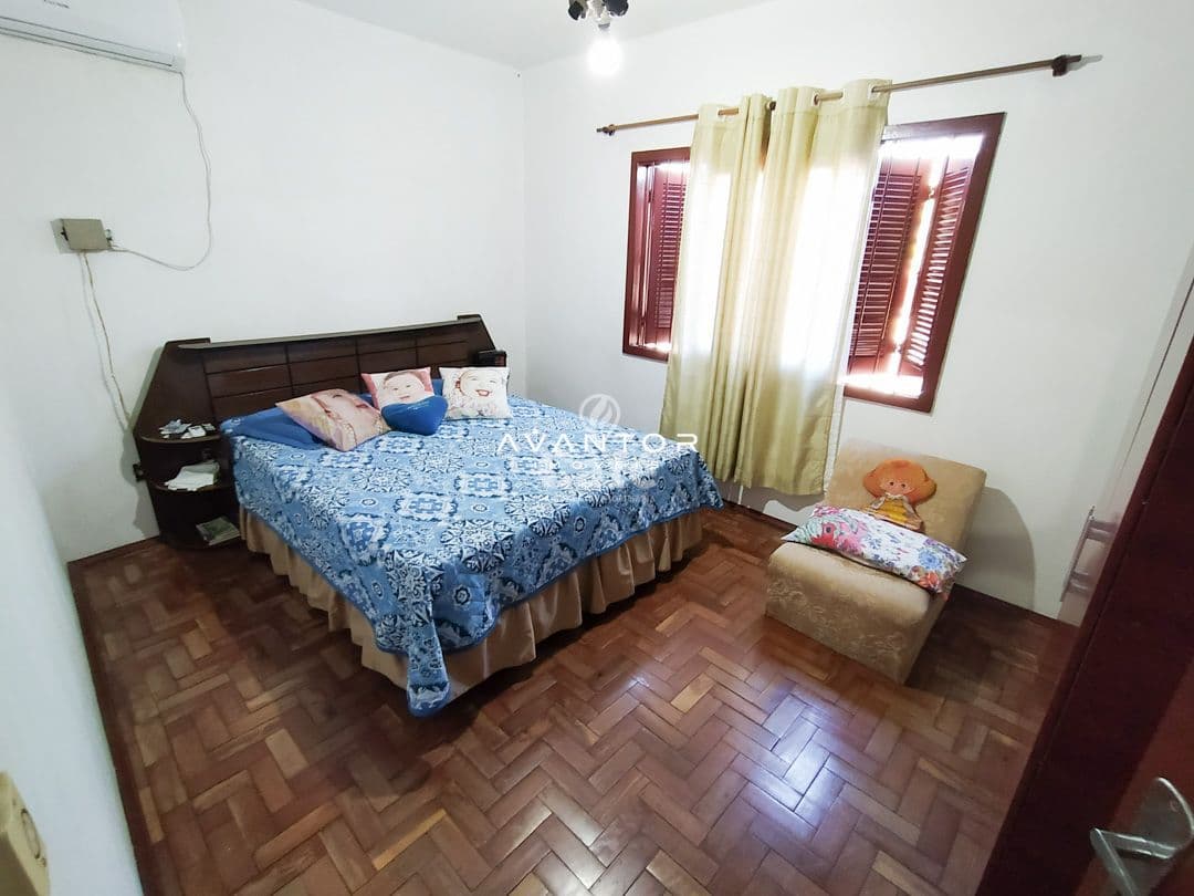 Casa, 6 Dormitórios, 1 Suíte, 5 Banheiros, 2 Vagas, Salão de festas, Sacada, Terraço, Noss — Casa com 6 quartos à venda em Nossa Senhora do Rosário, Santa Maria/RS