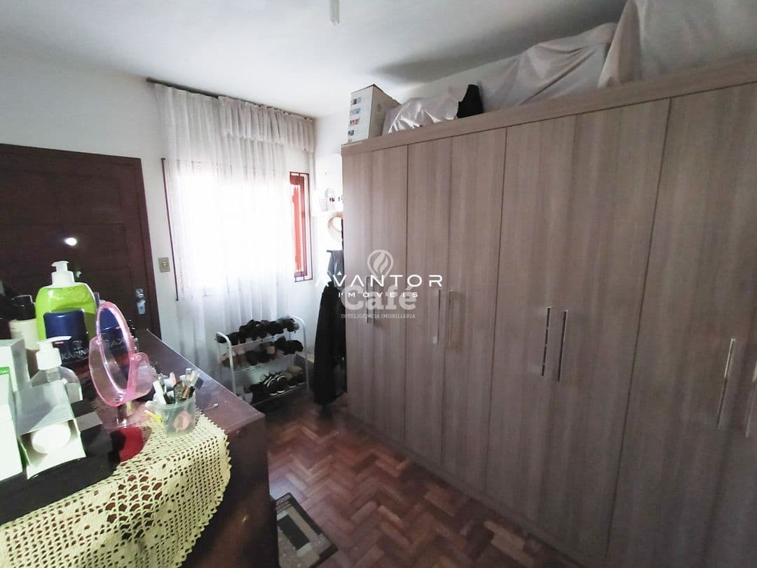 Casa, 6 Dormitórios, 1 Suíte, 5 Banheiros, 2 Vagas, Salão de festas, Sacada, Terraço, Noss — Casa com 6 quartos à venda em Nossa Senhora do Rosário, Santa Maria/RS