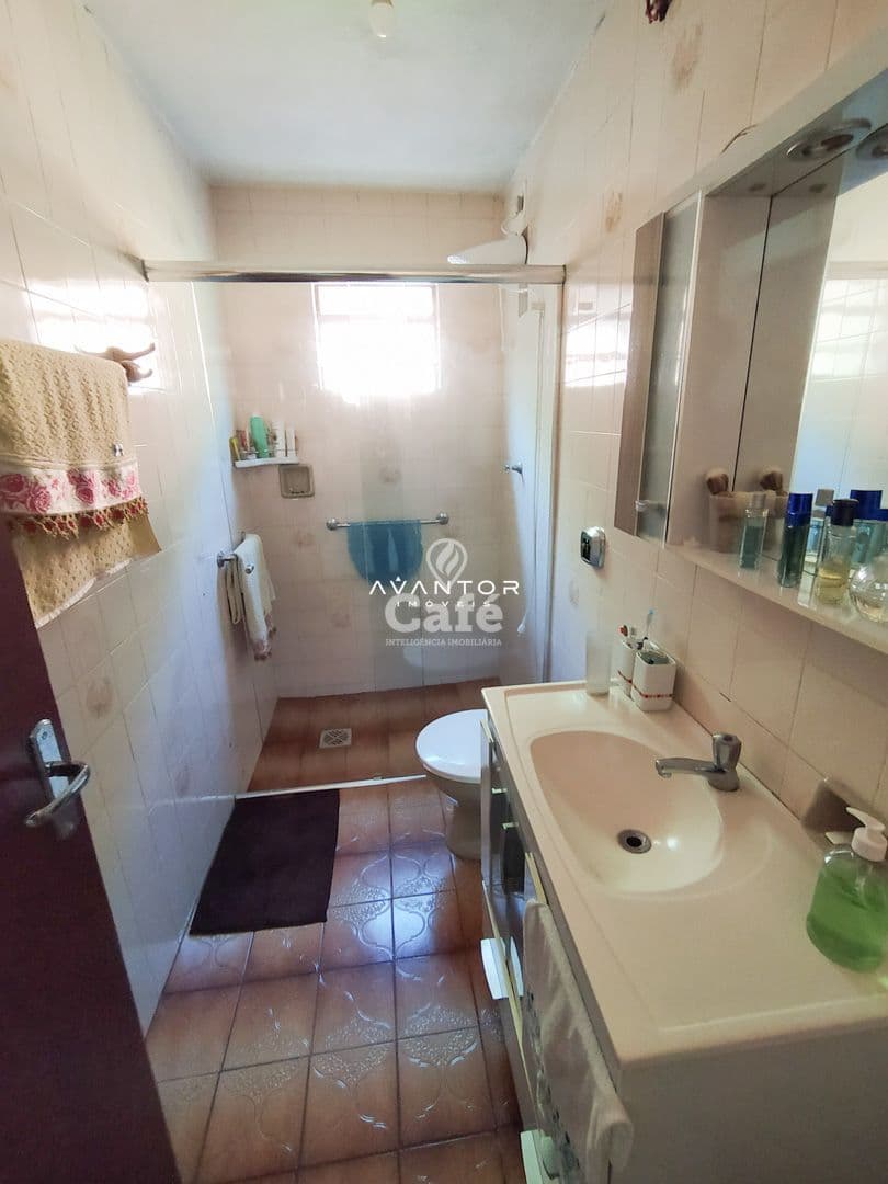 Casa, 6 Dormitórios, 1 Suíte, 5 Banheiros, 2 Vagas, Salão de festas, Sacada, Terraço, Noss — Casa com 6 quartos à venda em Nossa Senhora do Rosário, Santa Maria/RS