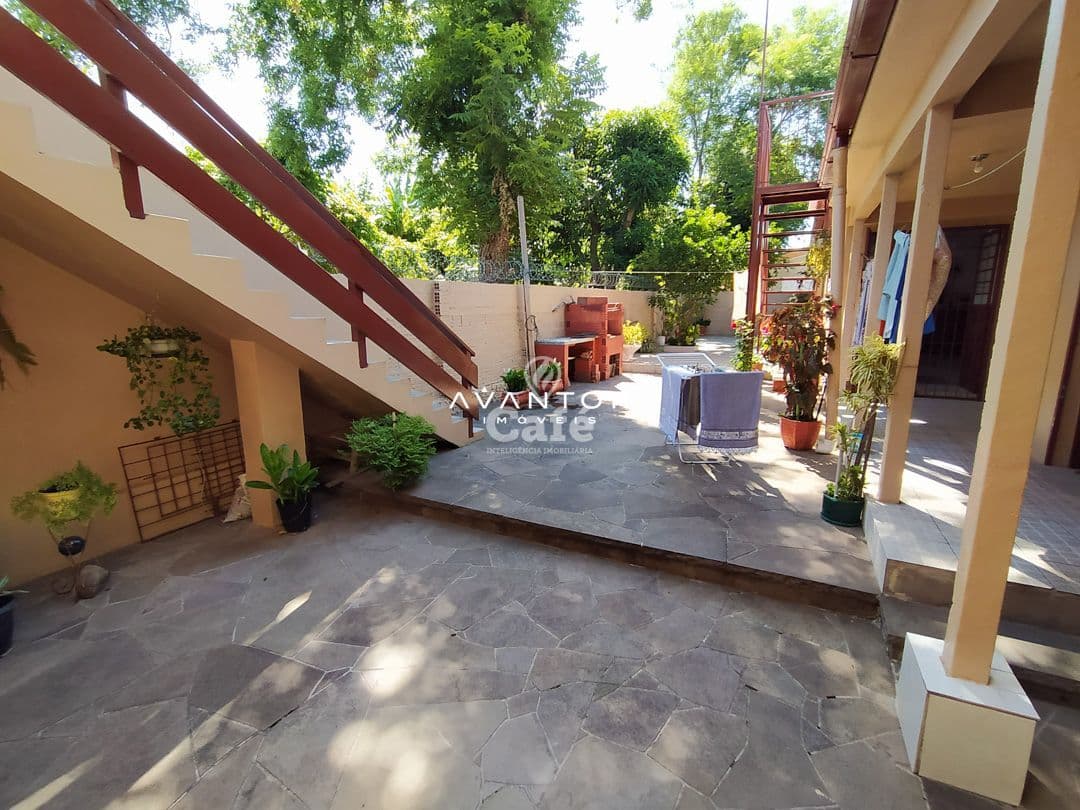 Casa, 6 Dormitórios, 1 Suíte, 5 Banheiros, 2 Vagas, Salão de festas, Sacada, Terraço, Noss — Casa com 6 quartos à venda em Nossa Senhora do Rosário, Santa Maria/RS