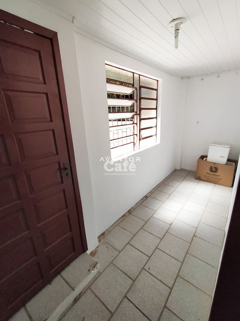 Casa, 6 Dormitórios, 1 Suíte, 5 Banheiros, 2 Vagas, Salão de festas, Sacada, Terraço, Noss — Casa com 6 quartos à venda em Nossa Senhora do Rosário, Santa Maria/RS