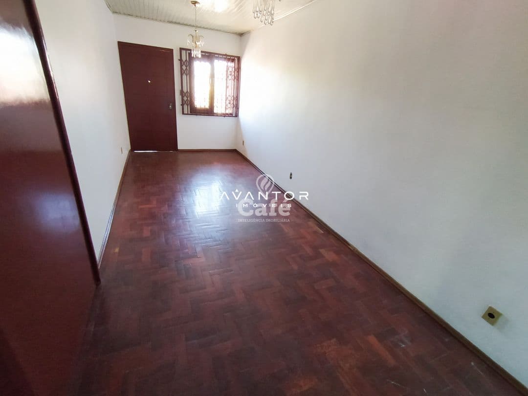 Casa, 6 Dormitórios, 1 Suíte, 5 Banheiros, 2 Vagas, Salão de festas, Sacada, Terraço, Noss — Casa com 6 quartos à venda em Nossa Senhora do Rosário, Santa Maria/RS