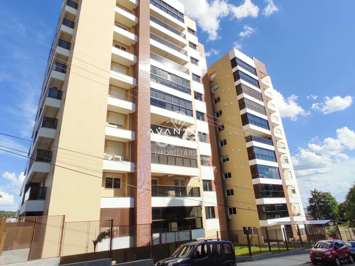 Espaço apartamento com 3 dormitórios, ampla área gourmet, 2 vagas de garagens em bairro no — Apartamento com 3 quartos à venda em Nossa Senhora de Lourdes, Santa Maria/RS