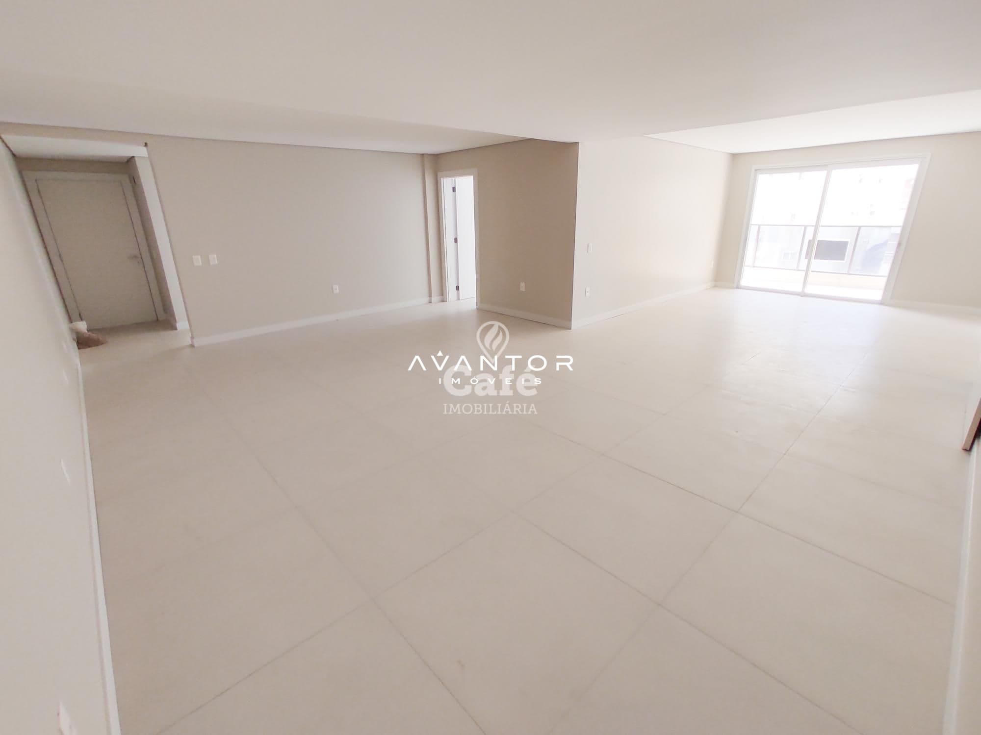 Apartamento amplo com 4 dormitórios, sendo 3 suíte, ampla área gourmet, 3 vagas de garagen — Apartamento com 4 quartos à venda em Nossa Senhora de Lourdes, Santa Maria/RS