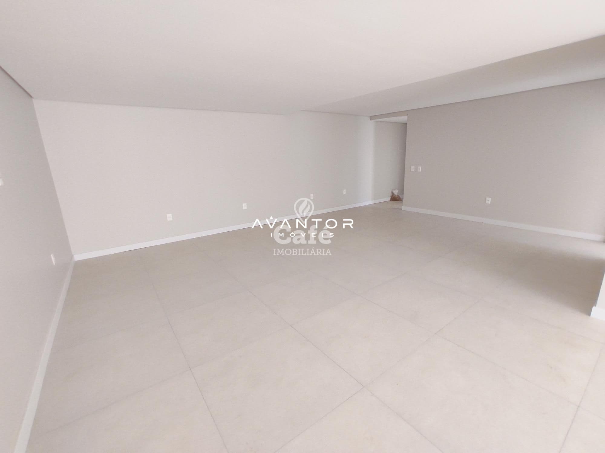 Apartamento amplo com 4 dormitórios, sendo 3 suíte, ampla área gourmet, 3 vagas de garagen — Apartamento com 4 quartos à venda em Nossa Senhora de Lourdes, Santa Maria/RS