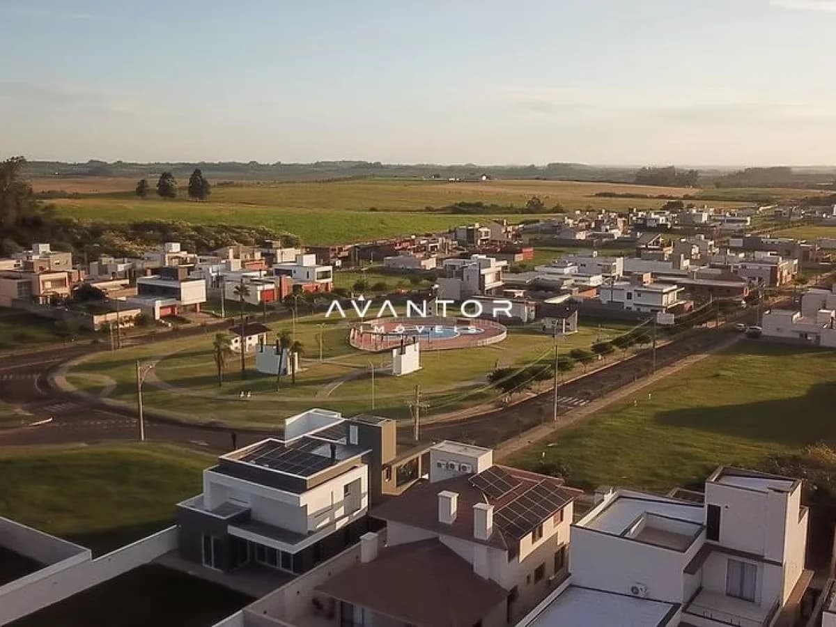 Vista aérea do loteamento e arredores — Terreno à venda no Cidade Universitária, em Camobi, Santa Maria/RS