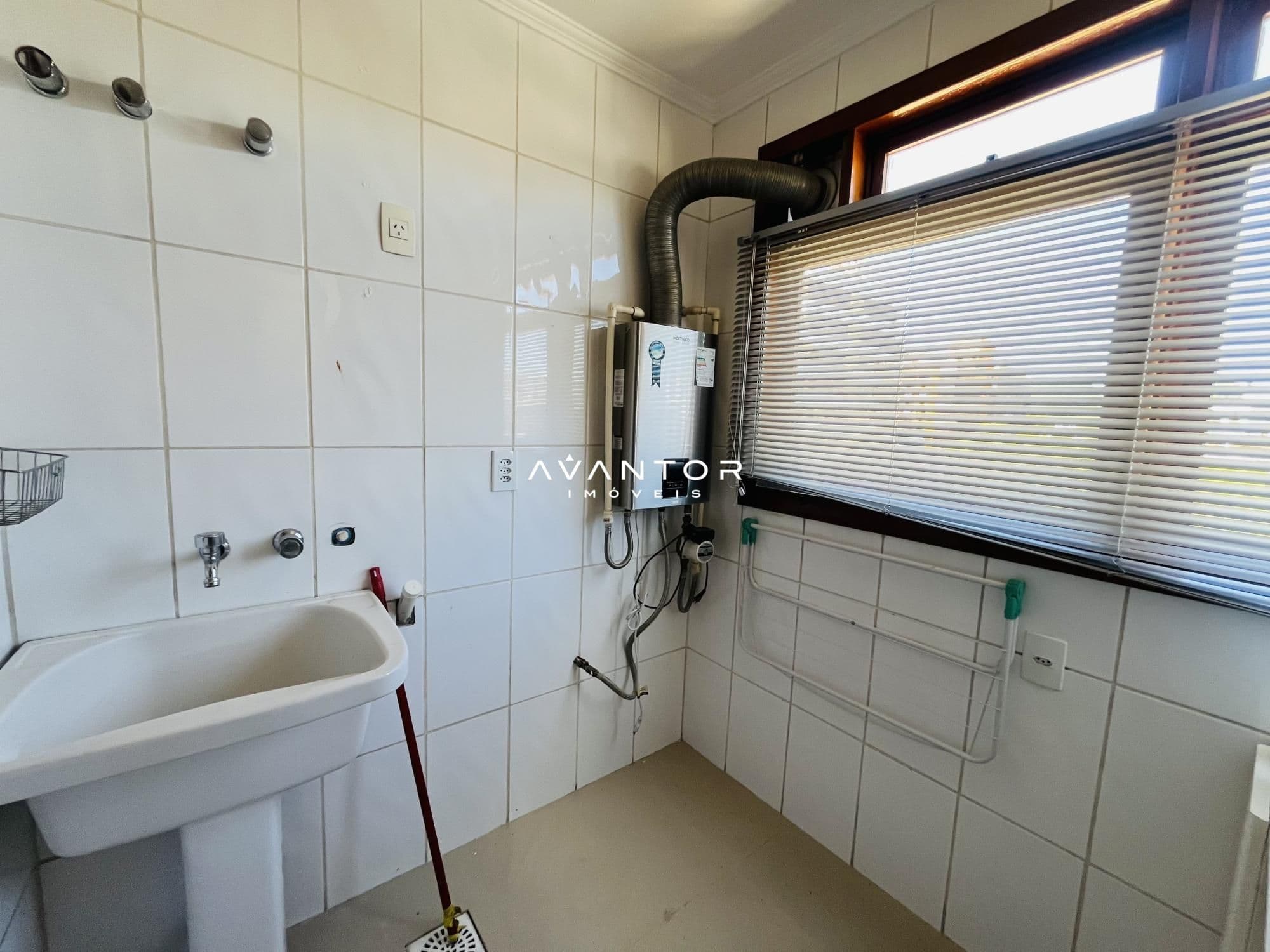 Cobertura com 3 quartos à venda no Edifício Ybytory, em Centro, Santa Maria/RS — foto 10 de 31
