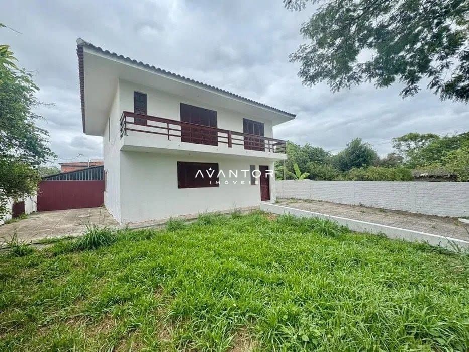 Casa com 3 quartos para alugar em Tomazetti, Santa Maria/RS — foto 2 de 25