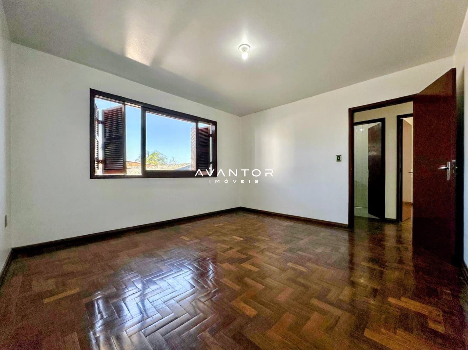 Casa com 3 quartos para alugar em Tomazetti, Santa Maria/RS — foto 7 de 25