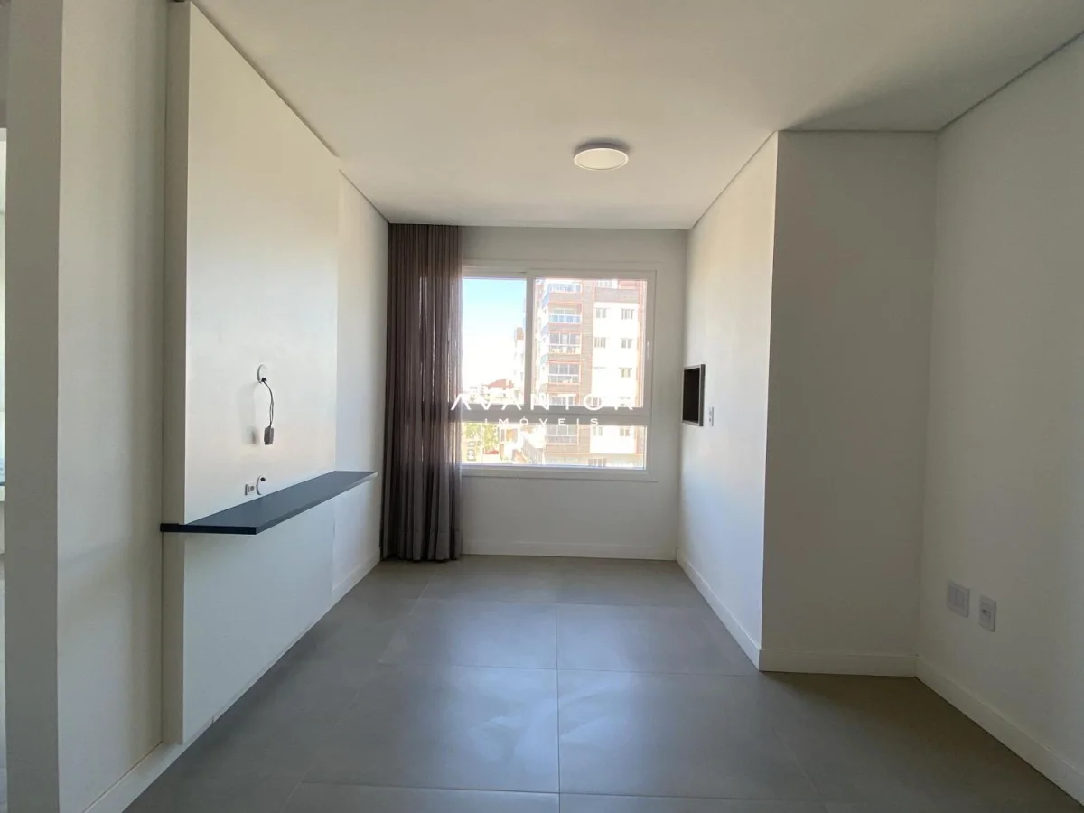 Cozinha com janela para área externa — Apartamento com 1 quarto para alugar no Uniqo Smart Living, em Camobi, Santa Maria/RS