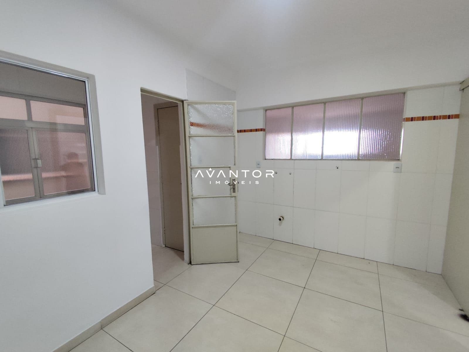Apartamento com 2 quartos à venda no Edifício Galeria do Comércio, em Centro, Santa Maria/RS — foto 4 de 15