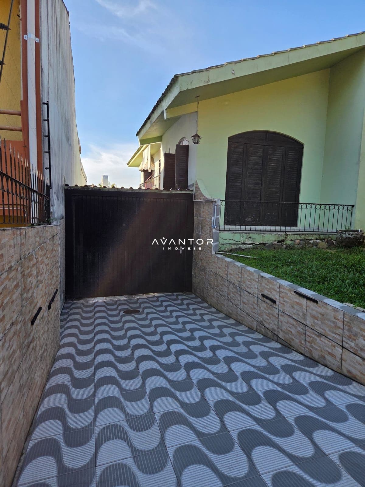 Casa com 3 quartos à venda em Nossa Senhora de Lourdes, Santa Maria/RS — foto 2 de 18