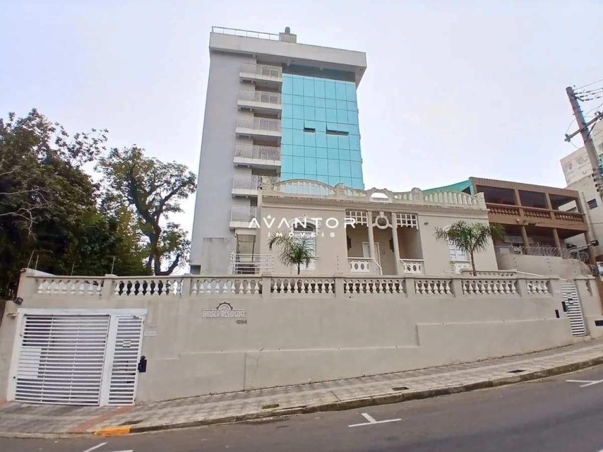 Fachada do prédio com fachada moderna — Apartamento com 2 quartos à venda no Sunset Residence, em Centro, Santa Maria/RS