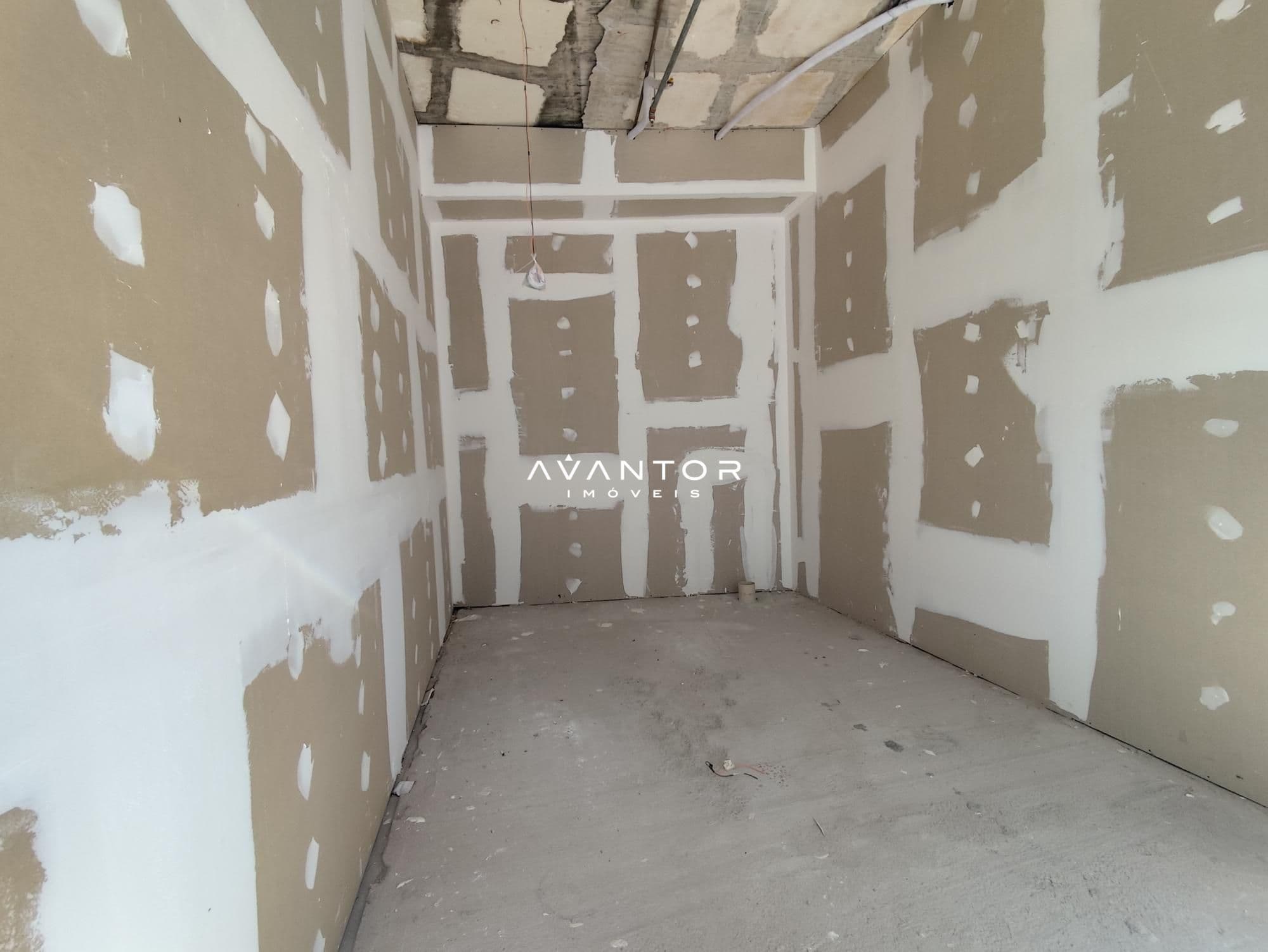 Sala Comercial com 1 sala para alugar no Residencial Cristo Rei, em Centro, Santa Maria/RS — foto 2 de 4