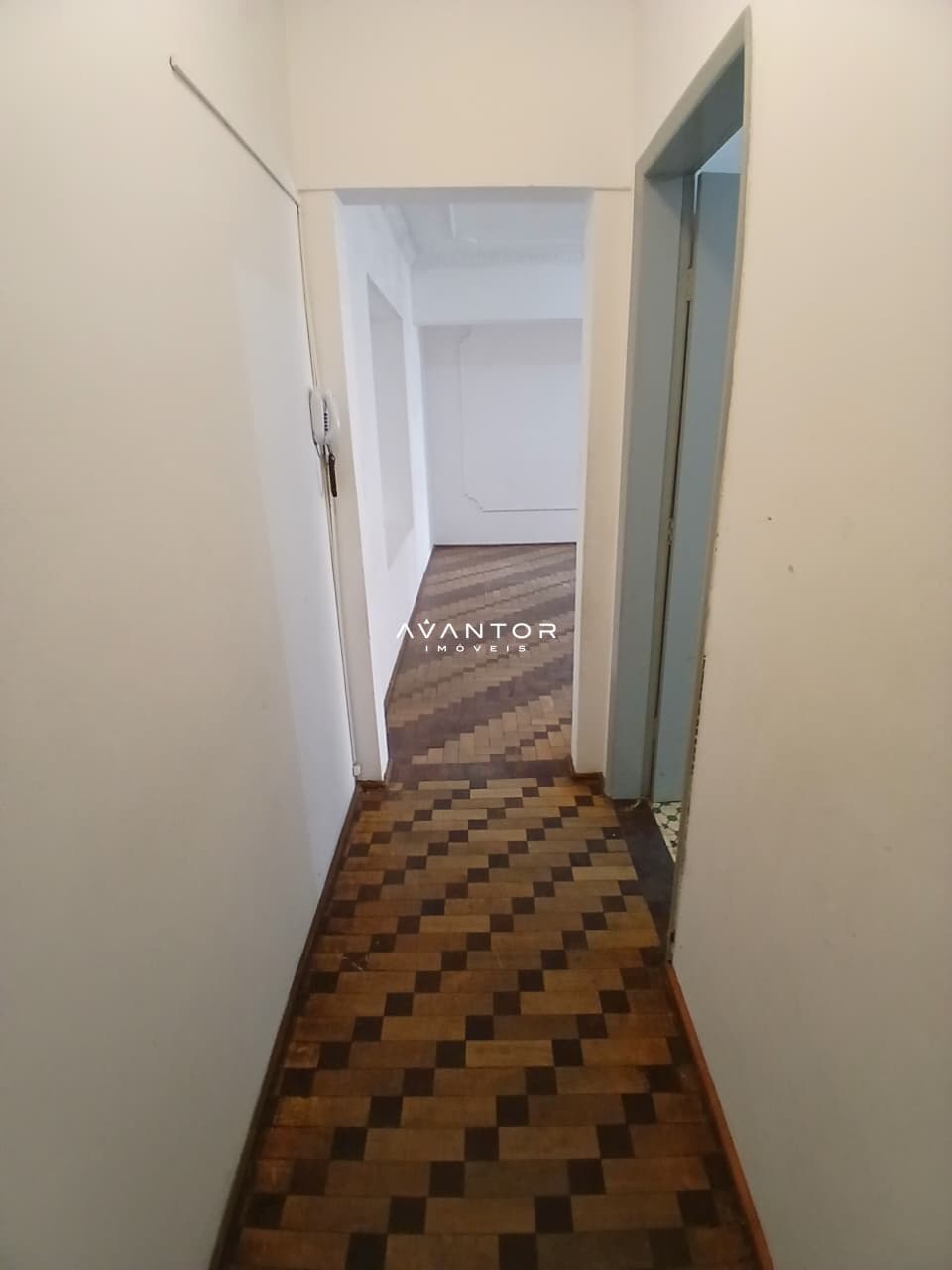 Apartamento com 2 quartos à venda no Edifício Galeria do Comércio, em Centro, Santa Maria/RS — foto 2 de 17