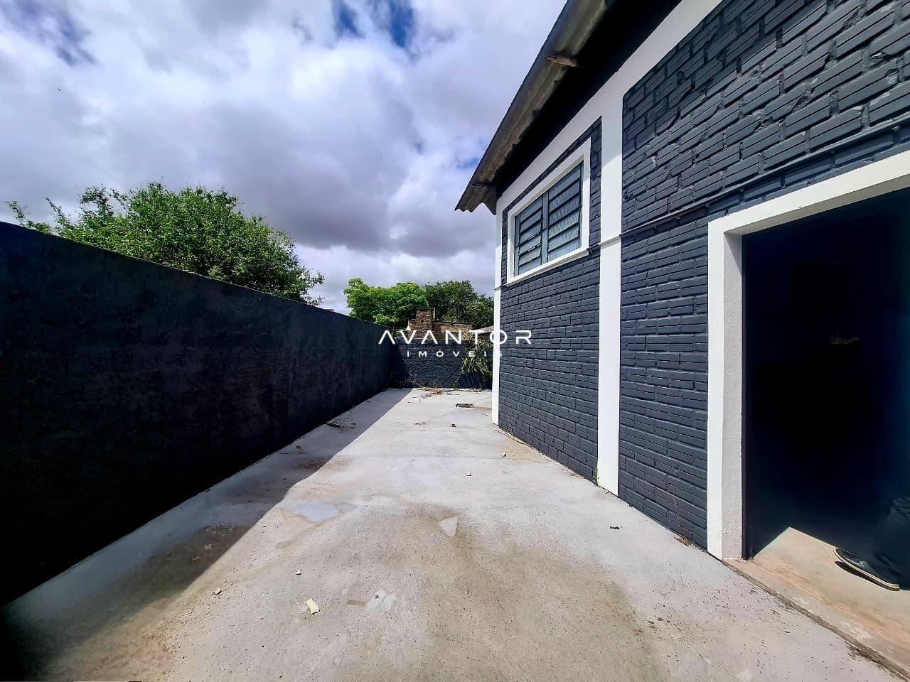 Pavilhão com 3 salas à venda em Camobi, Santa Maria/RS — foto 2 de 10